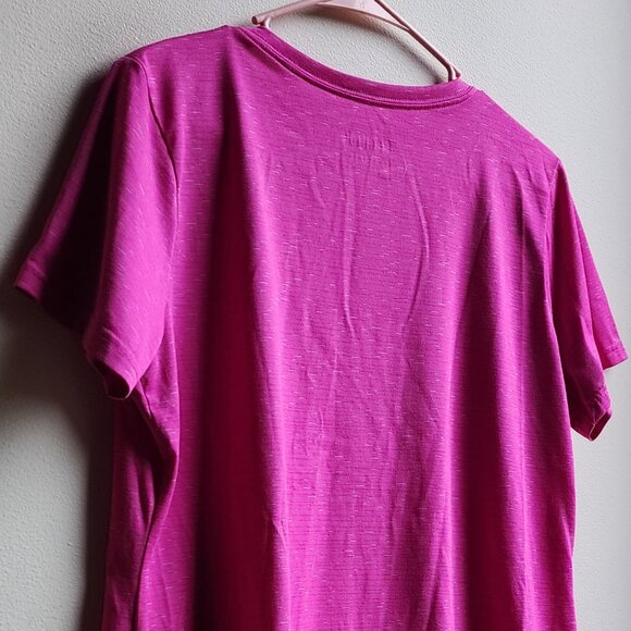 Reebok Hot Pink V-Neck Athletic T-Shirt Size Large - Picture 11 of 14